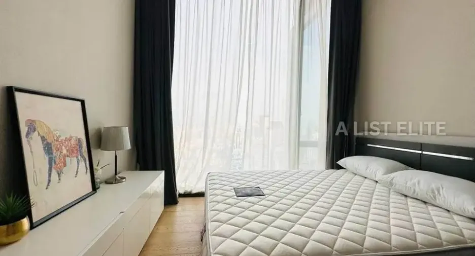 For rent 3 bedrooms condo in Pathum Wan, Bangkok