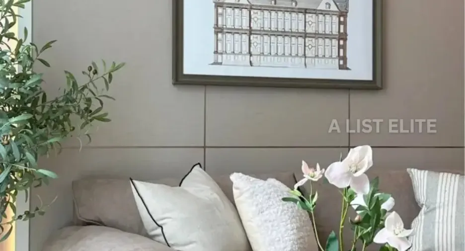 For rent 2 bedrooms condo in Pathum Wan, Bangkok