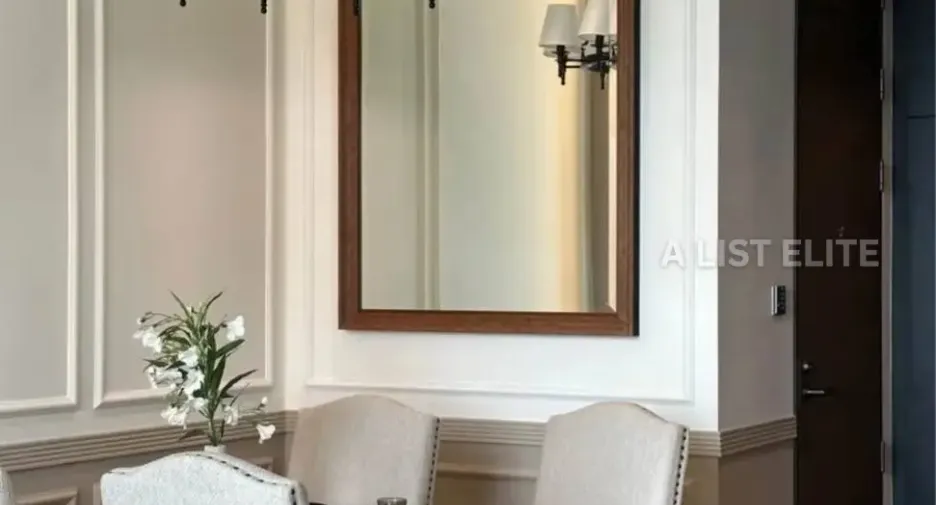 For rent 2 bedrooms condo in Pathum Wan, Bangkok