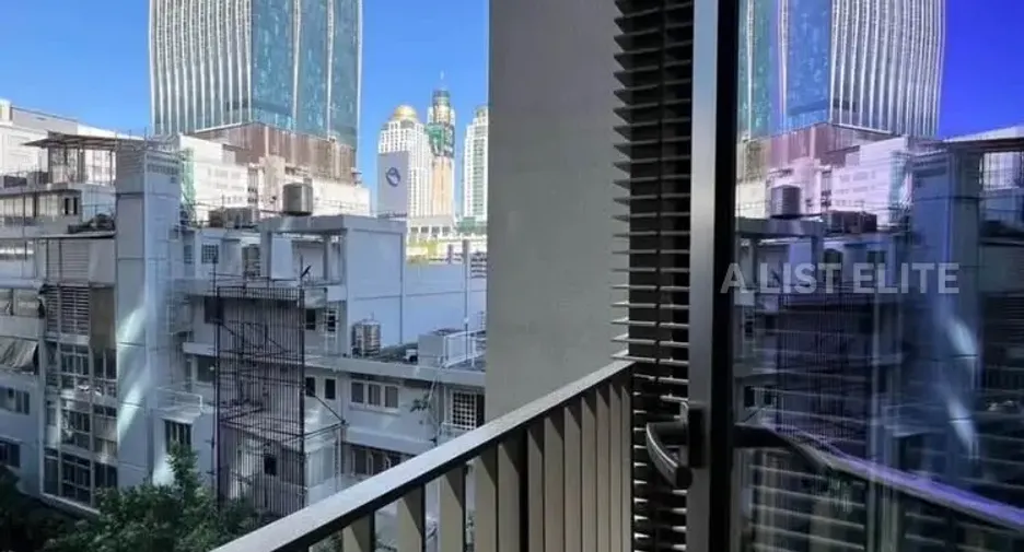 For rent 2 ベッドルーム condo in Pathum Wan, Bangkok
