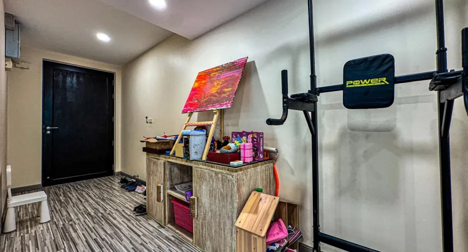 For sale 3 bedrooms apartment in Thalang, Phuket