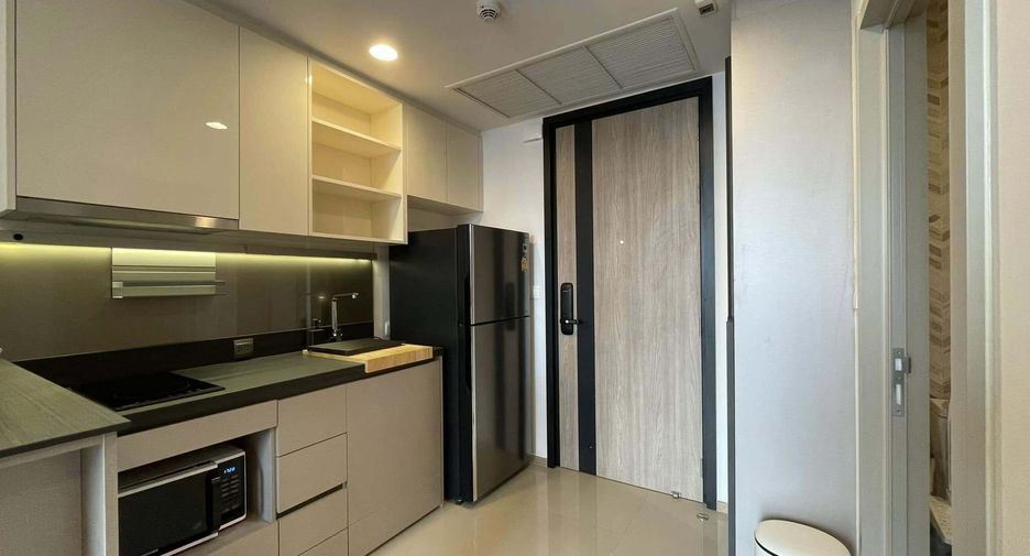 Wohnung zum Kauf mit 1 Zimmer in Khlong Toei, Bangkok