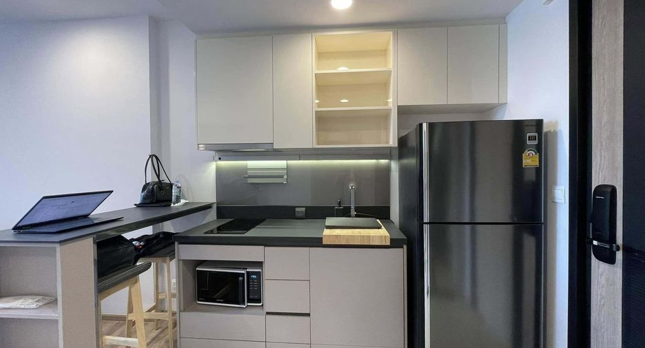 Wohnung zum Kauf mit 1 Zimmer in Khlong Toei, Bangkok