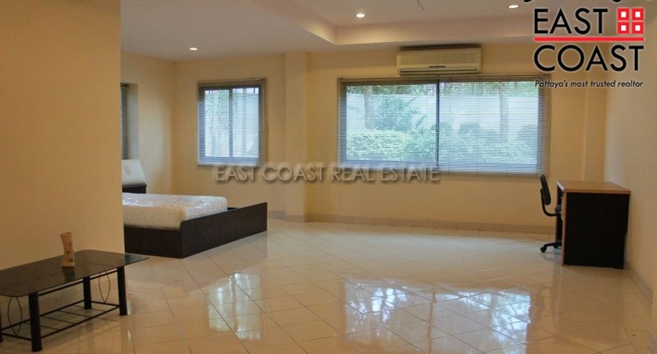 For rent 5 bedrooms house in East Pattaya, Pattaya