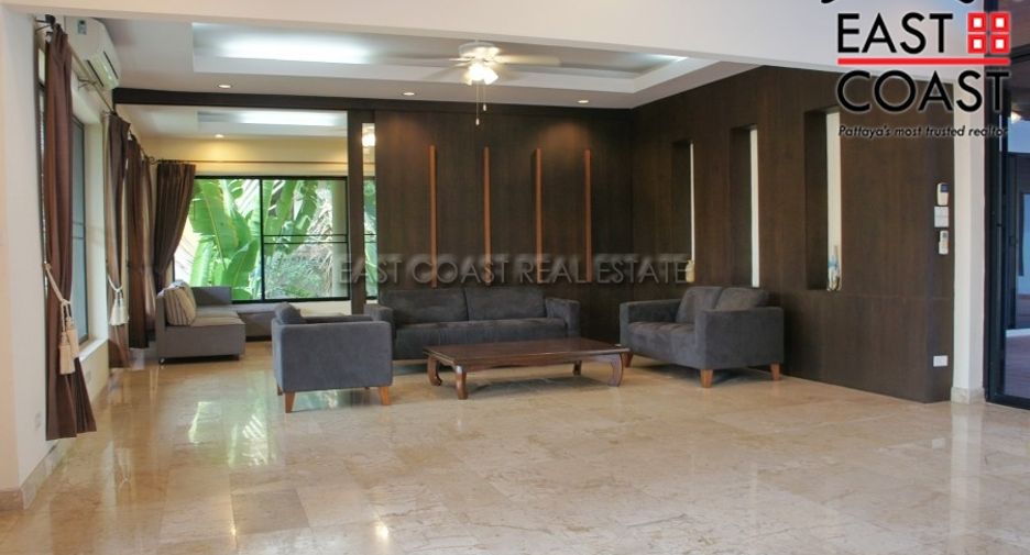 For rent 5 bedrooms house in East Pattaya, Pattaya