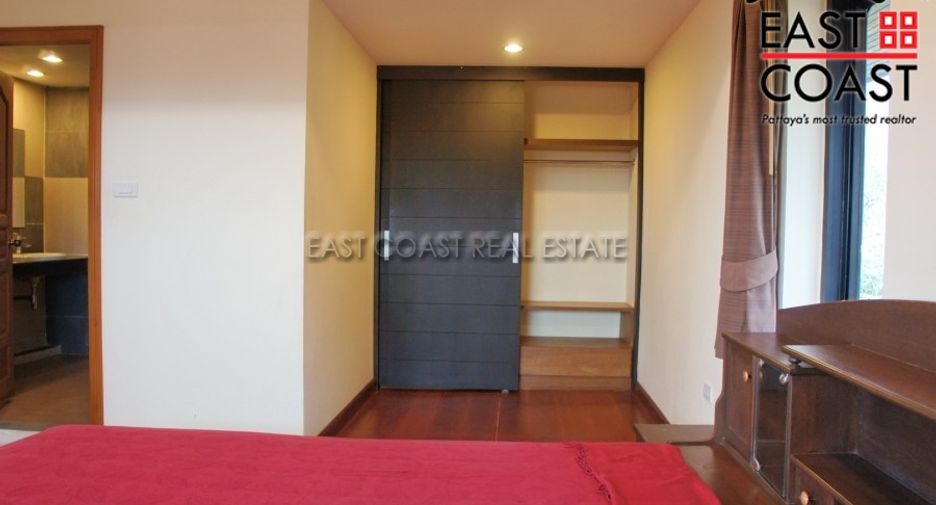 For rent 5 bedrooms house in East Pattaya, Pattaya