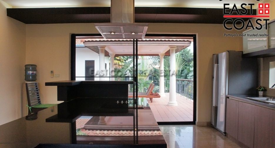 For rent 5 bedrooms house in East Pattaya, Pattaya