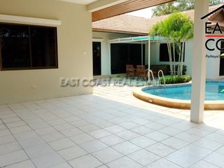 Casa en alquiler de 3 habitaciones en Bang Lamung, Chonburi