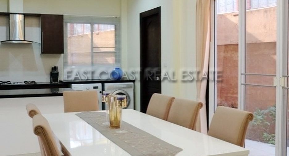 Casa en alquiler de 3 habitaciones en Central Pattaya, Pattaya