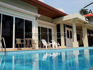 Casa en alquiler de 3 habitaciones en Bang Lamung, Chonburi