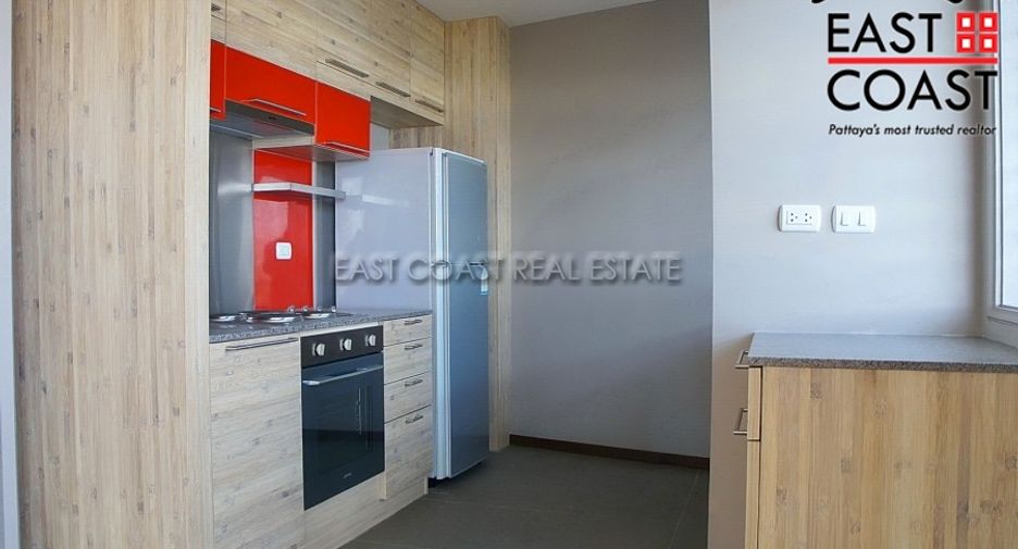For rent 2 bedrooms condo in Pratumnak, Pattaya