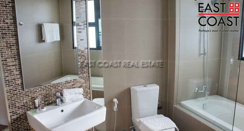 For rent 2 bedrooms condo in Pratumnak, Pattaya