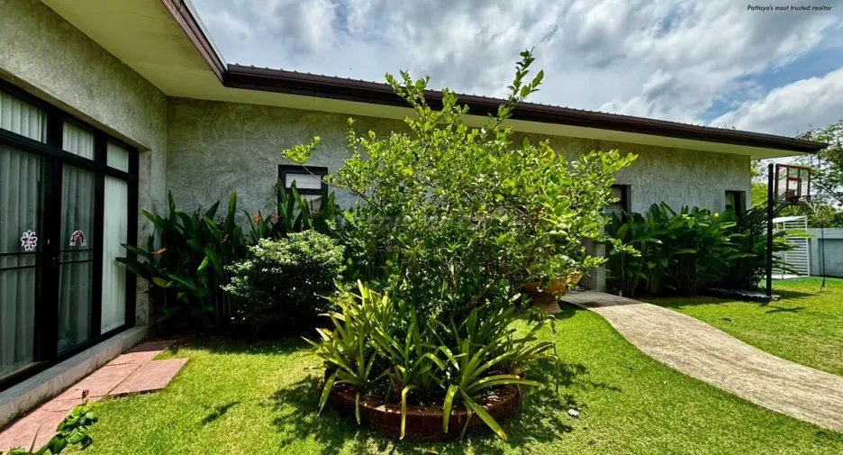 出售 3 卧室 独立屋 在 Bang Lamung, Chon Buri