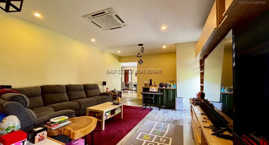 出售 3 卧室 独立屋 在 Bang Lamung, Chon Buri
