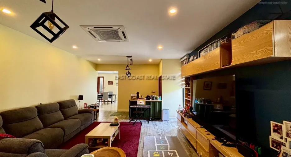 出售 3 卧室 独立屋 在 Bang Lamung, Chon Buri