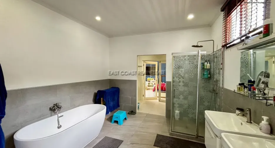 出售 3 卧室 独立屋 在 Bang Lamung, Chon Buri