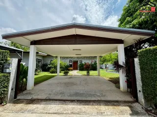 出售 3 卧室 独立屋 在 Bang Lamung, Chon Buri