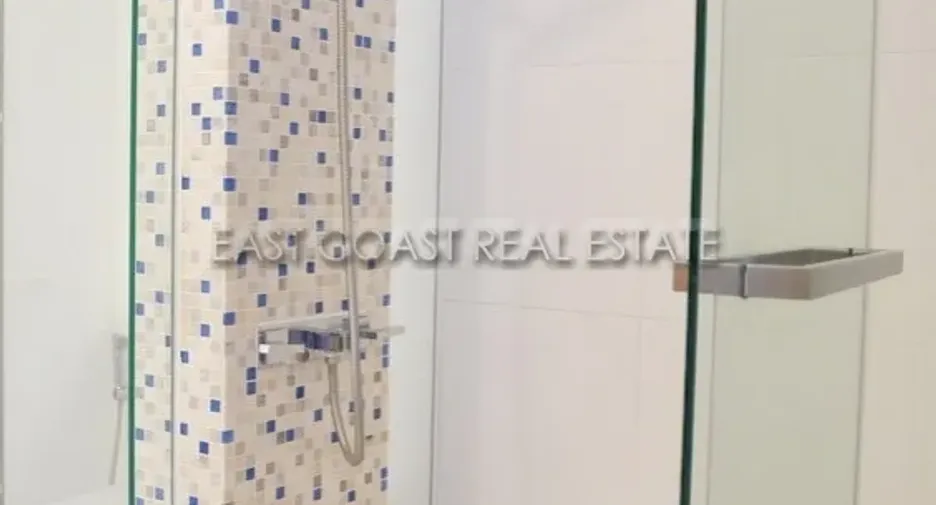For rent 2 bedrooms condo in Bang Lamung, Chonburi
