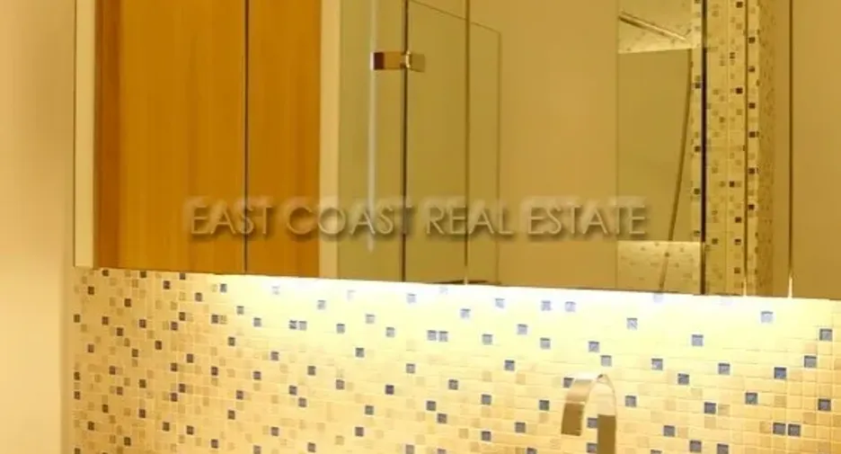 For rent 2 bedrooms condo in Bang Lamung, Chonburi