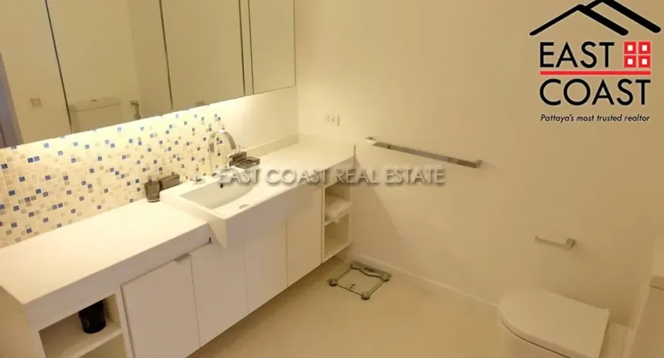 For rent 2 bedrooms condo in Bang Lamung, Chonburi
