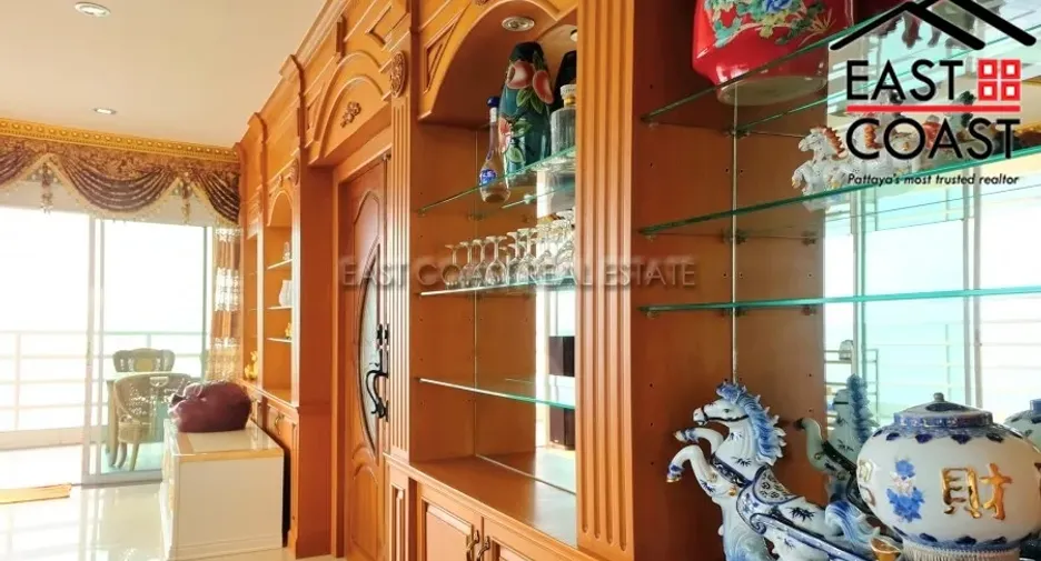 For rent 2 bedrooms condo in Bang Lamung, Chonburi