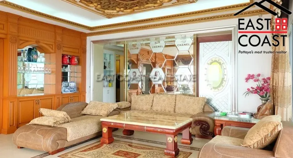 For rent 2 bedrooms condo in Bang Lamung, Chonburi