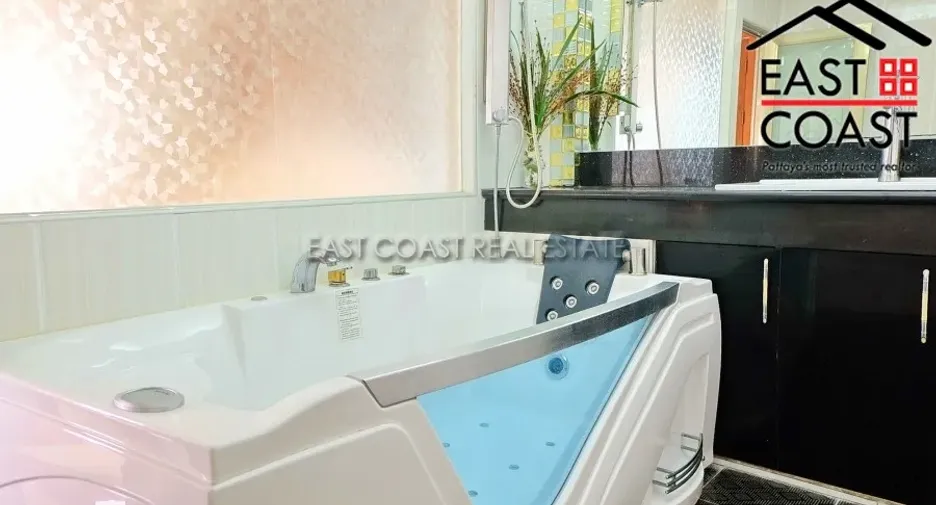 For rent 2 bedrooms condo in Bang Lamung, Chonburi
