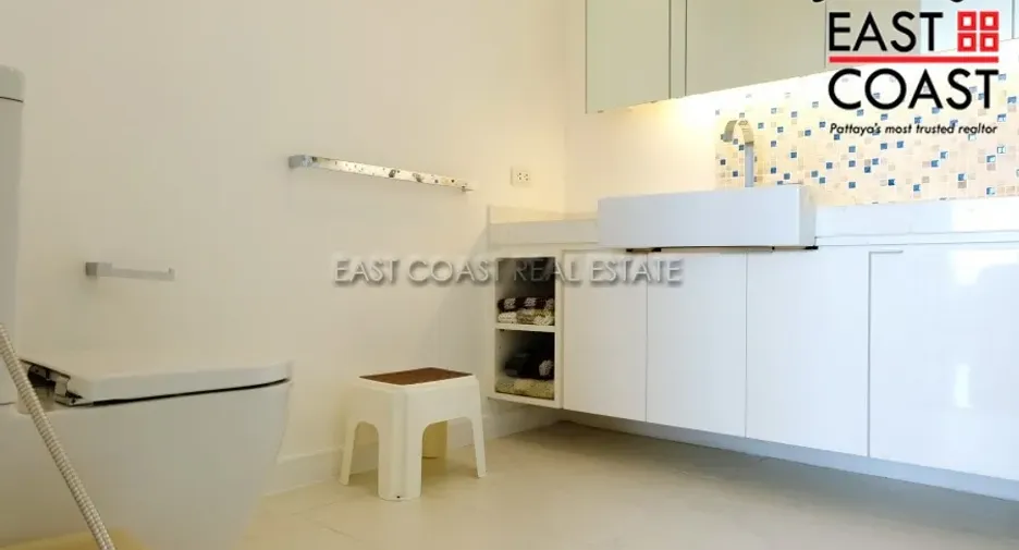 For rent 2 bedrooms condo in Bang Lamung, Chonburi