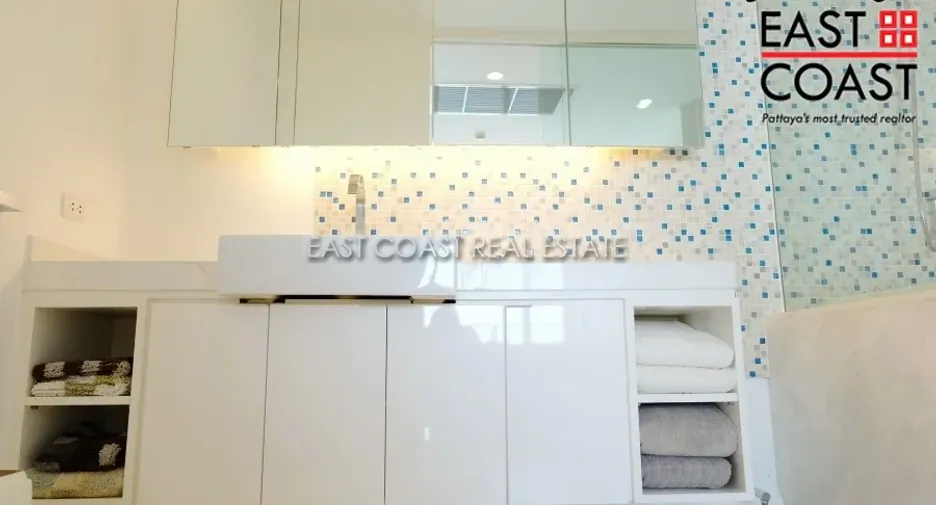 For rent 2 bedrooms condo in Bang Lamung, Chonburi