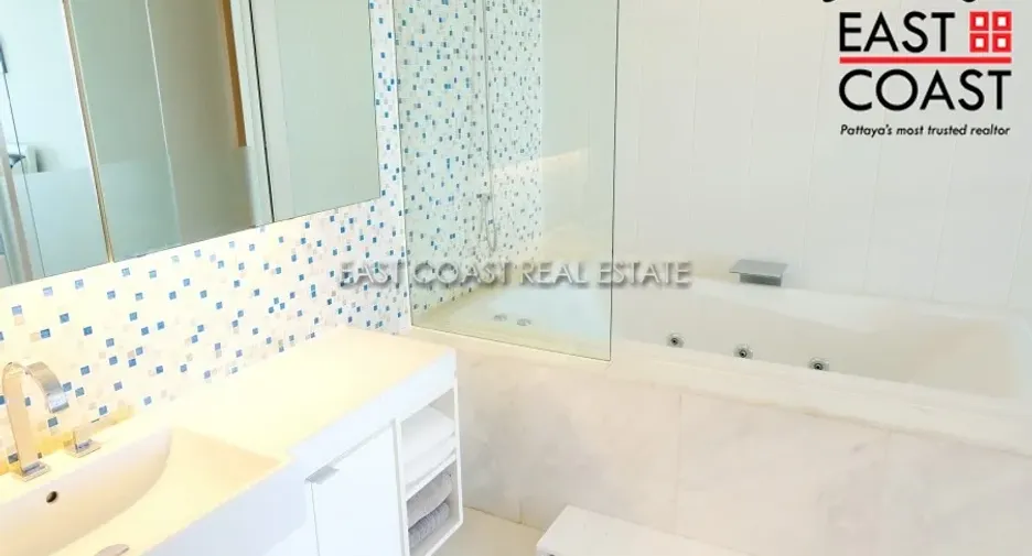 For rent 2 bedrooms condo in Bang Lamung, Chonburi