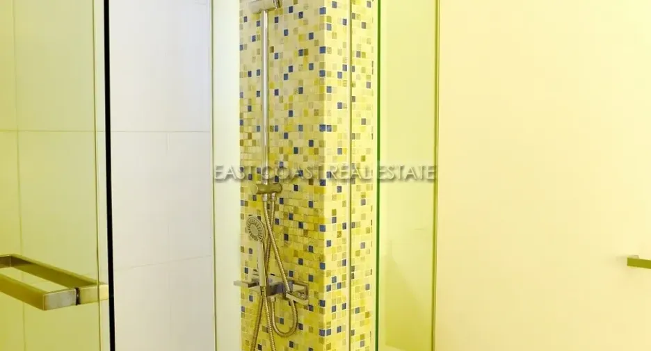For rent 2 bedrooms condo in Bang Lamung, Chonburi