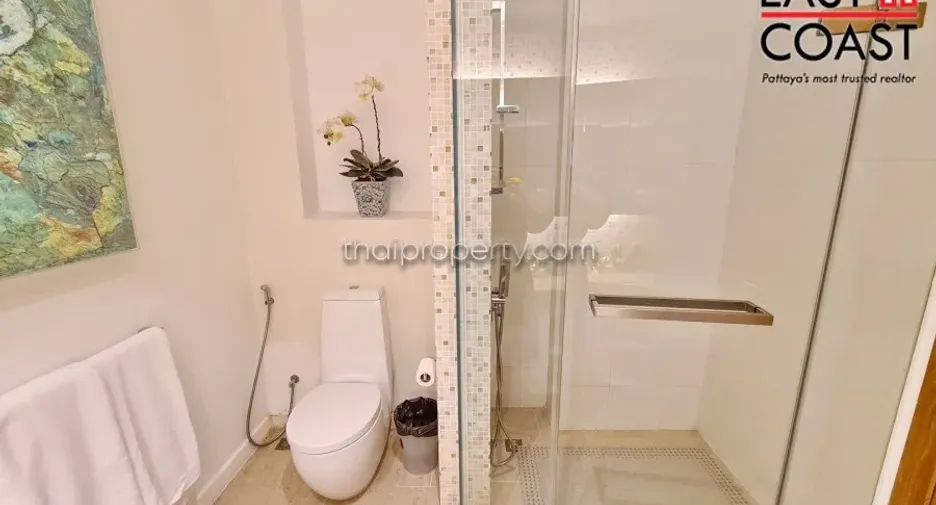 For rent 2 bedrooms condo in Bang Lamung, Chonburi