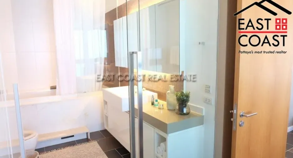 For rent 2 bedrooms condo in Bang Lamung, Chonburi
