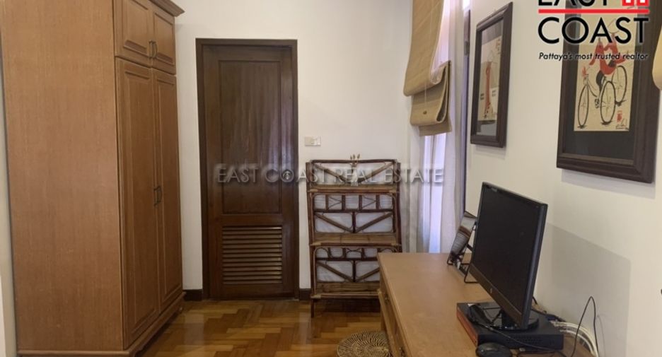 For rent 3 bedrooms house in East Pattaya, Pattaya