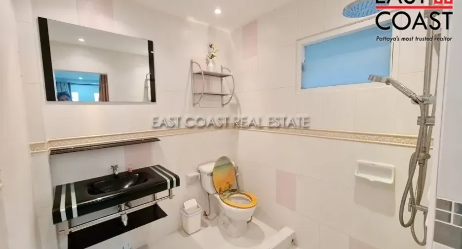 For rent 6 bedrooms house in Bang Lamung, Chonburi