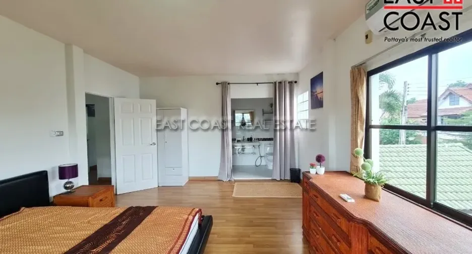 For rent 6 bedrooms house in Bang Lamung, Chonburi
