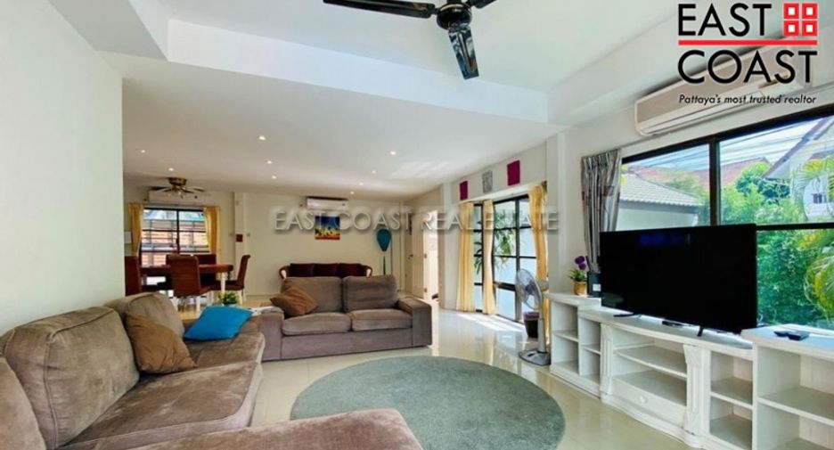 For rent 6 bedrooms house in East Pattaya, Pattaya