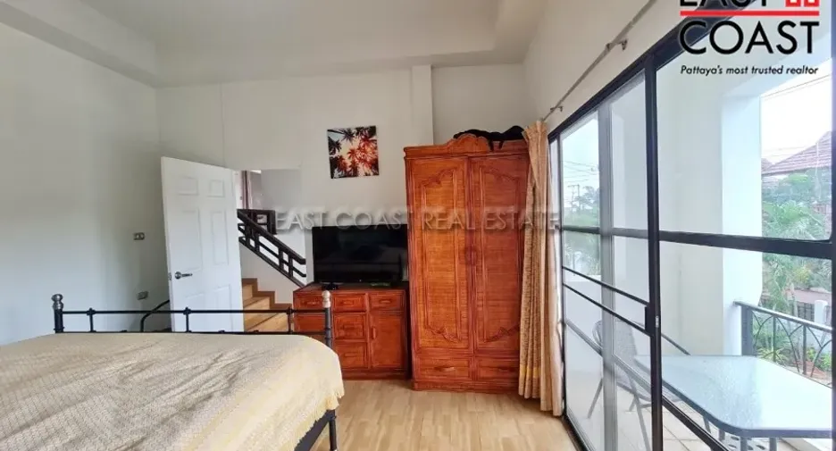 For rent 6 bedrooms house in Bang Lamung, Chonburi