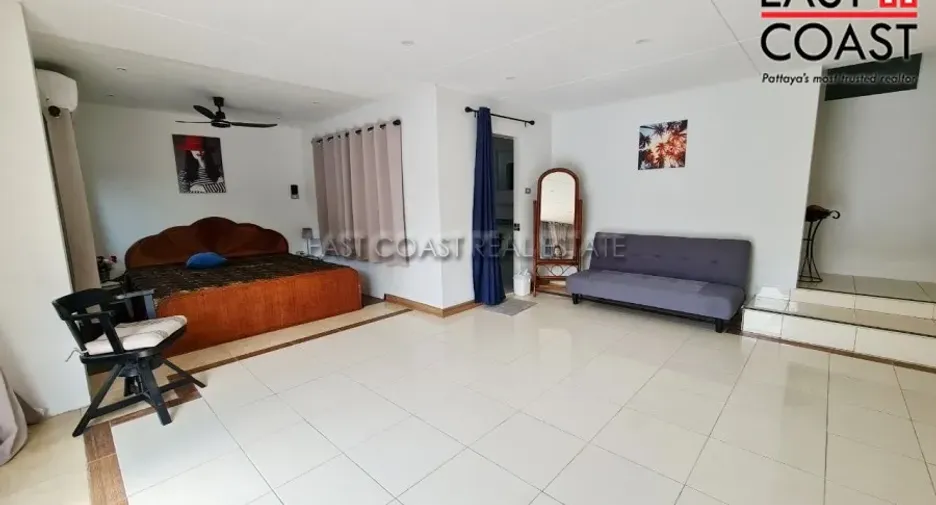 For rent 6 bedrooms house in Bang Lamung, Chonburi