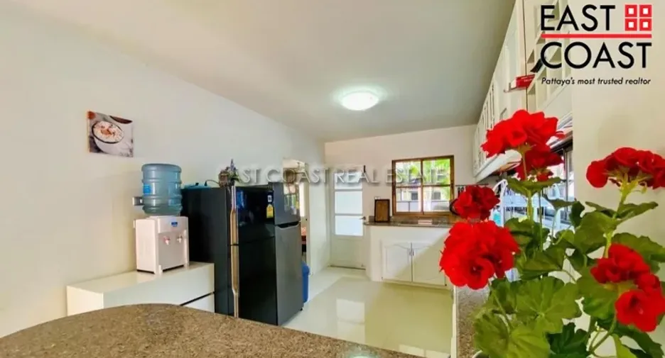 For rent 6 bedrooms house in Bang Lamung, Chonburi