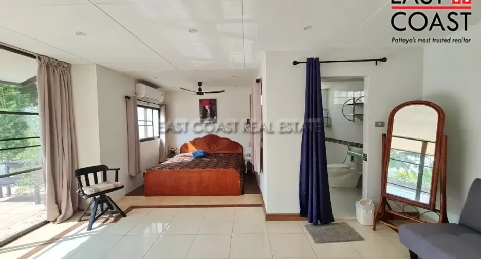 For rent 6 bedrooms house in Bang Lamung, Chonburi
