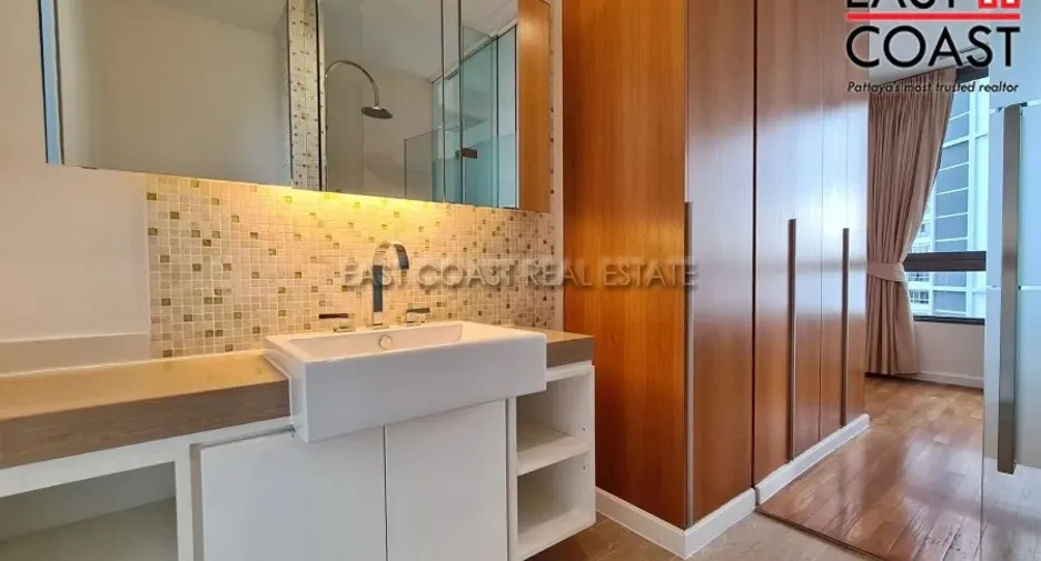 For rent 2 bedrooms condo in Bang Lamung, Chonburi