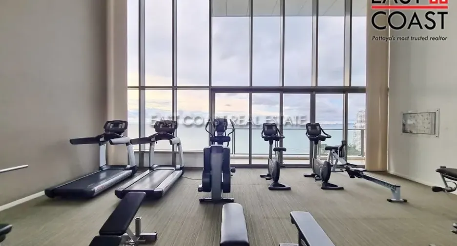 For rent 2 bedrooms condo in Bang Lamung, Chonburi