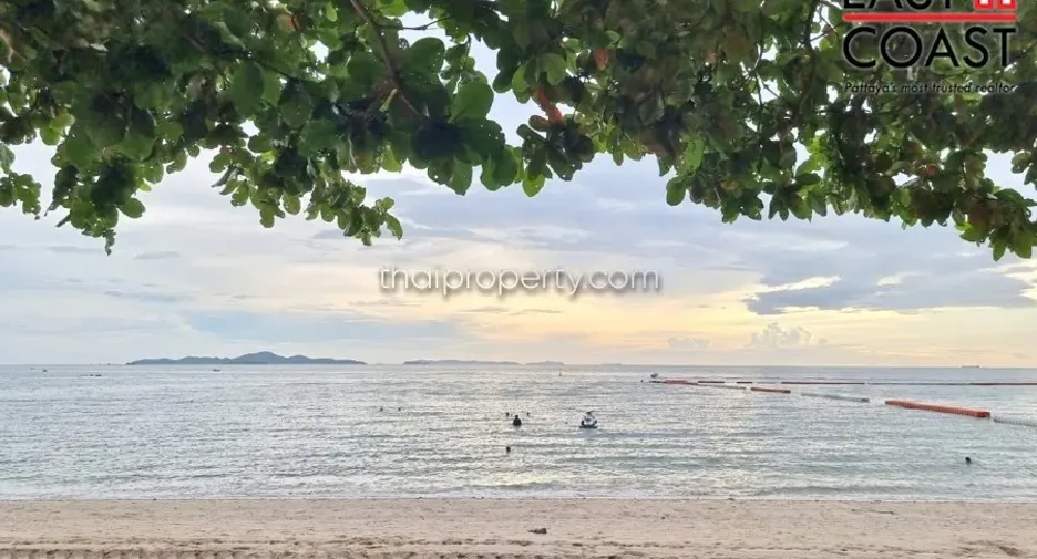 For rent 2 bedrooms condo in Bang Lamung, Chonburi