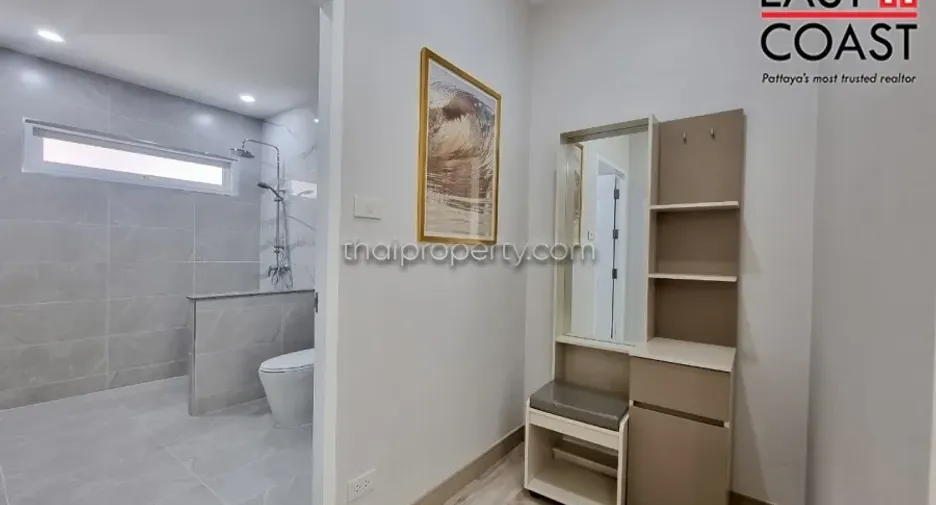 For rent 4 bedrooms house in Bang Lamung, Chonburi