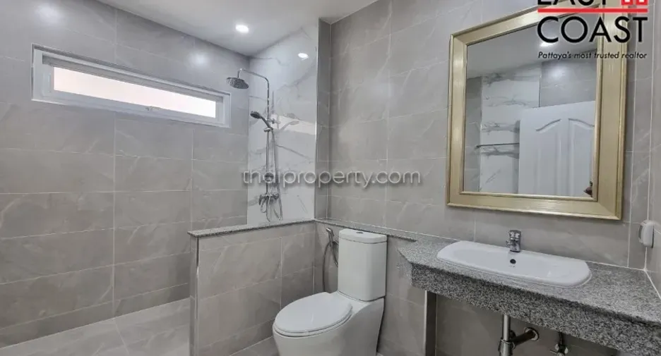 For rent 4 bedrooms house in Bang Lamung, Chonburi
