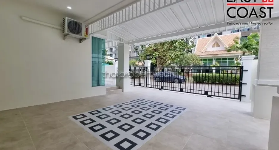 For rent 4 bedrooms house in Bang Lamung, Chonburi