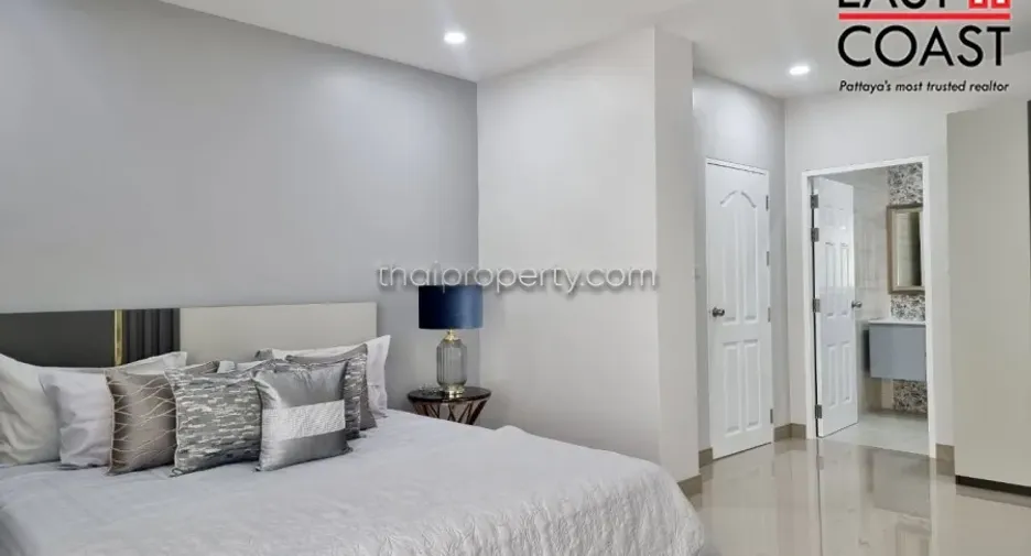 For rent 4 bedrooms house in Bang Lamung, Chonburi