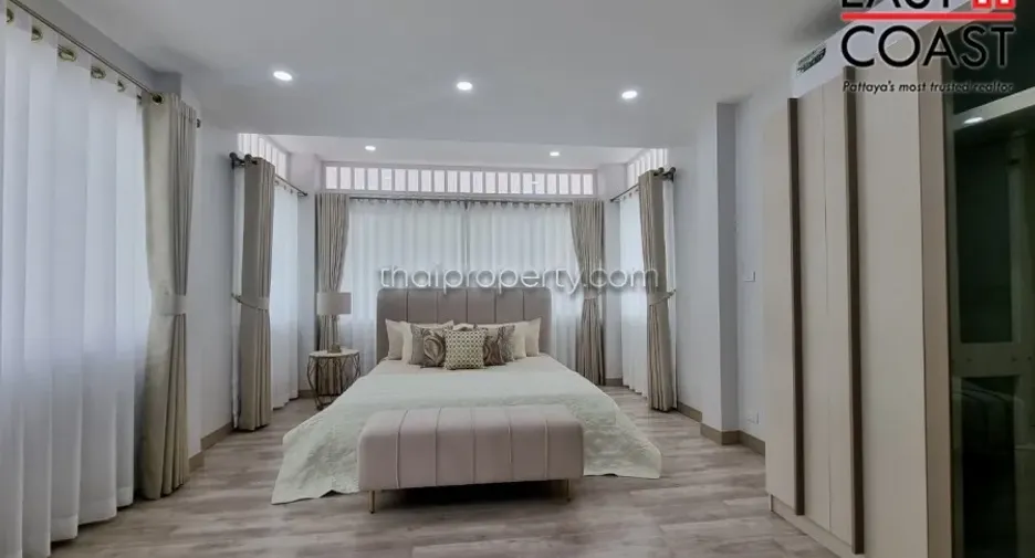 For rent 4 bedrooms house in Bang Lamung, Chonburi
