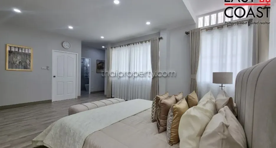For rent 4 bedrooms house in Bang Lamung, Chonburi